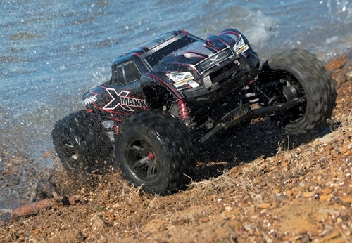 Traxxas X-Maxx 8s 4WD RTR Monster Truck Combo